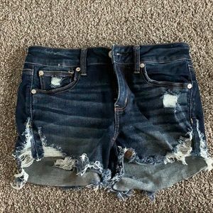 Dark wash AEO jean shorts, size 8